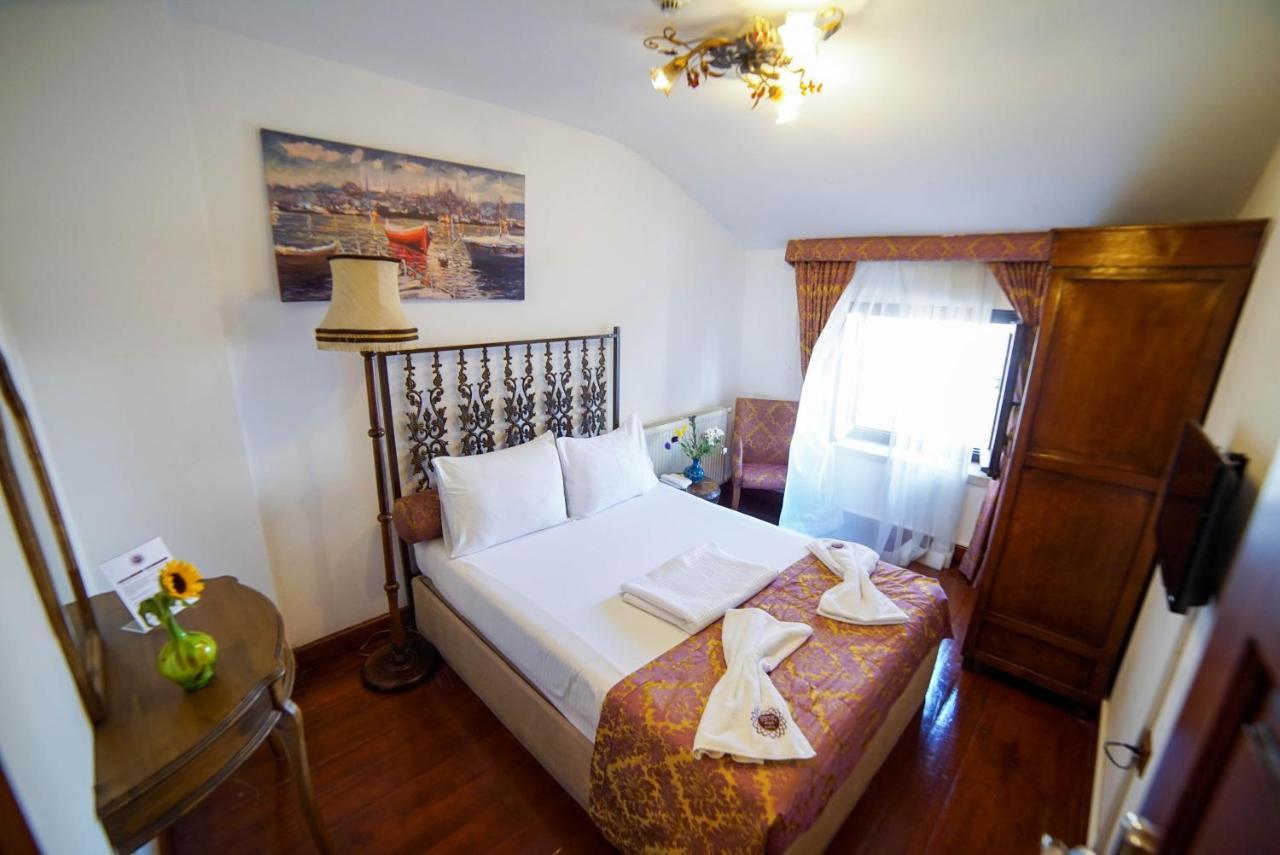 Готель Sarnic Butik 3*